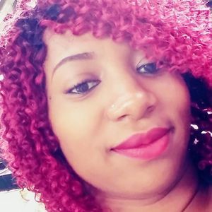 Meet your Posher, Donisha